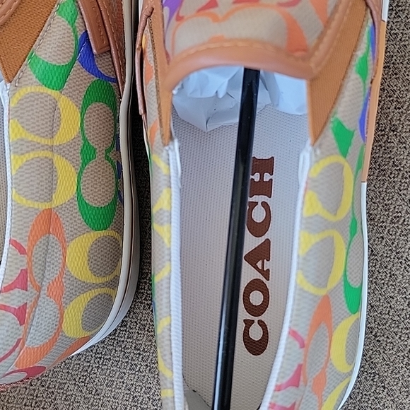 Coach slip on canvas skate shoe. Rainbow signature. NWB 0103, 0119 - Picture 6 of 8